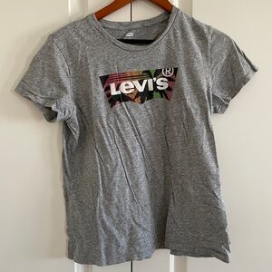 Levi's Heather Gray Graphic Tee